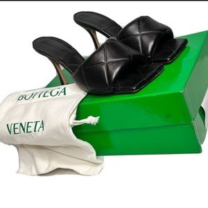Bottega Veneta Lido size 40 Black